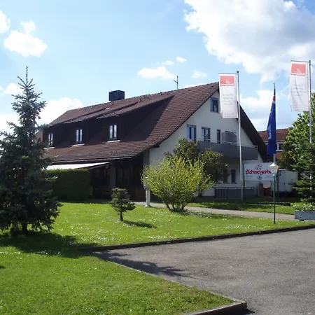 Schweizerhof Hotel 3*